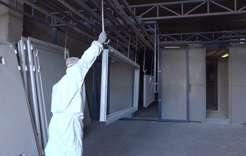 Перемещение в камеру полимеризации