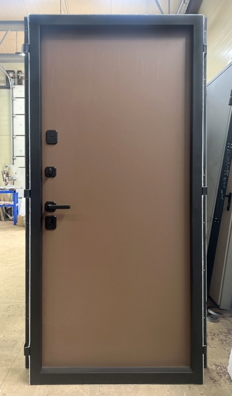 Металлическая дверь с МДФ