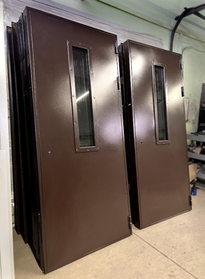 Партия дверей с остеклением