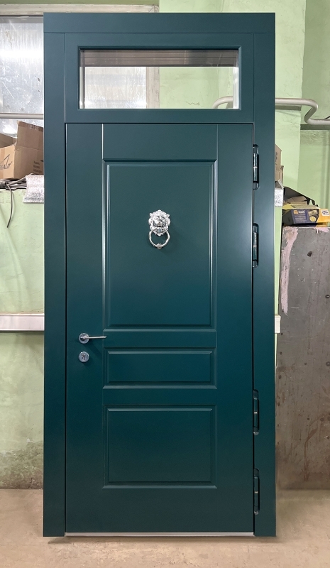 Темно-зеленая дверь МДФ RAL