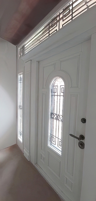 Входная группа, вид со стороны помещения