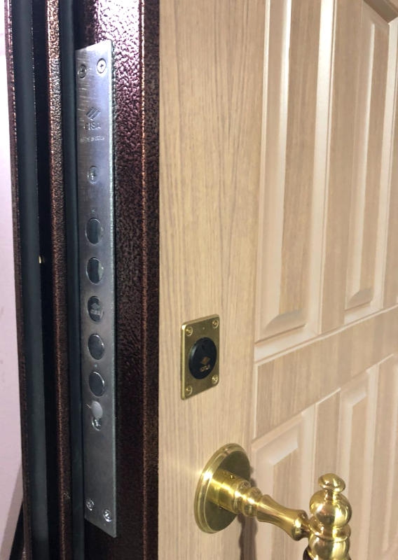 Замок двери Замок двери